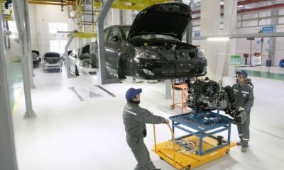 Автомобили
