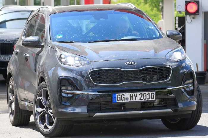 Обновленный Kia Sportage засняли без камуфляжа