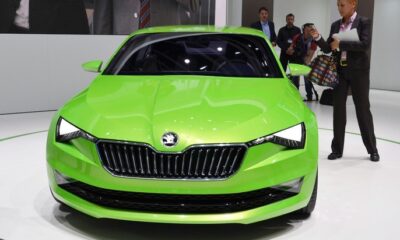 Внешность новой Skoda Superb перестала быть секретом