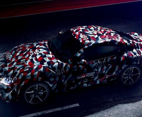 Toyota показала тизер нового флагманского купе