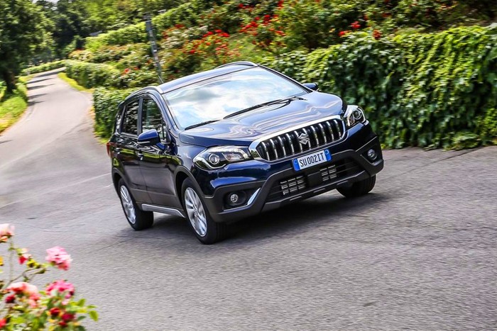 Suzuki SX4 пережил рестайлинг