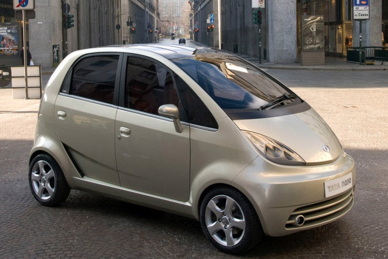 Tata Nano получит турбомотор и «автомат»