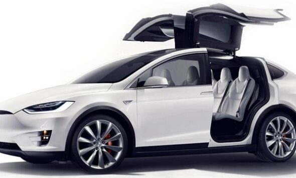 Объявлена цена на самую доступную версию кроссовера Tesla Model X