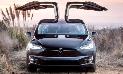 Кроссоверы Tesla Model X отзывают из-за дефекта кресел