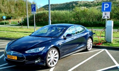 Продажи электрокаров Tesla в первом квартале выросли на 55%