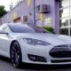 Седан Model 3 поможет справиться с убытками