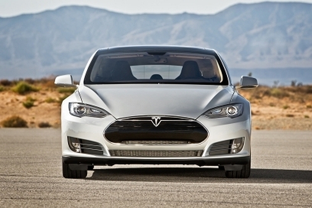 Дешевая Tesla появится весной