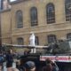 Сторонники Кларксона приехали к Би-би-си на танке
