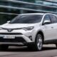 Toyota познакомила с гибридным RAV4