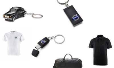 Новогодняя распродажа сувениров от Volvo