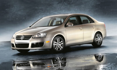 Специальное предложение: скидка на любую Jetta – 2000 у.е.!