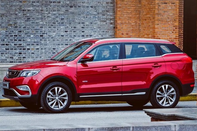 Легковые автомобили Geely скоро получат моторы Volvo