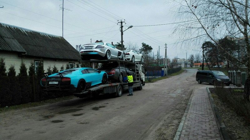 Коллекция суперкаров на миллион долларов замечена в Гродно