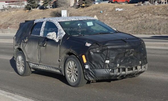 Cadillac опубликовал первые снимки нового кроссовера XT5