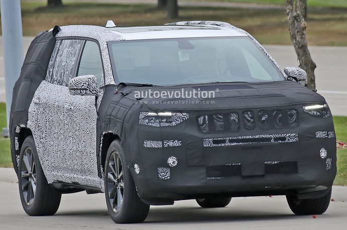 Предсерийная версия Jeep Yuntu замечена на дорогах США