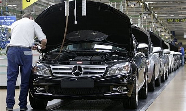 Daimler отложил на неопределенное время сборку Mercedes в России