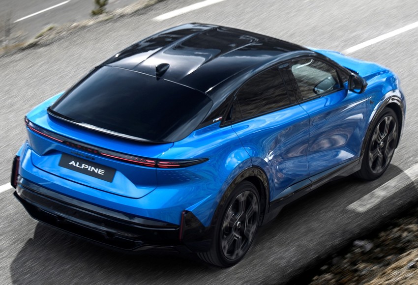 Кроссовер Alpine A390 экстерьер вид второй