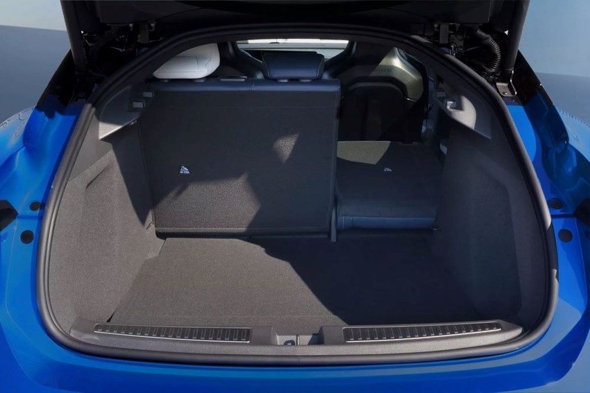 Кроссовер Alpine A390 багажник