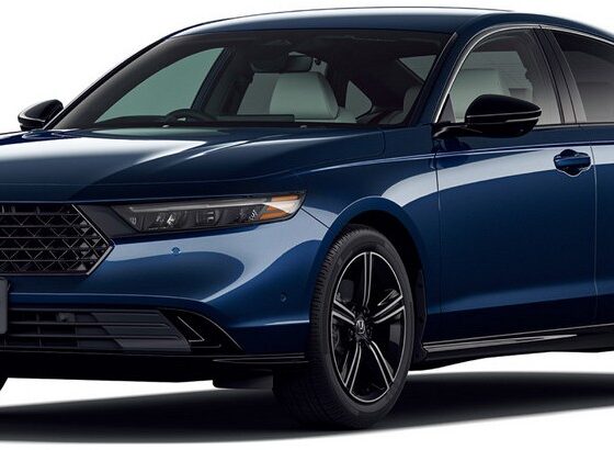 Седан Honla Accord e:HEV Honda Sensing 360+ экстерьер вид первый