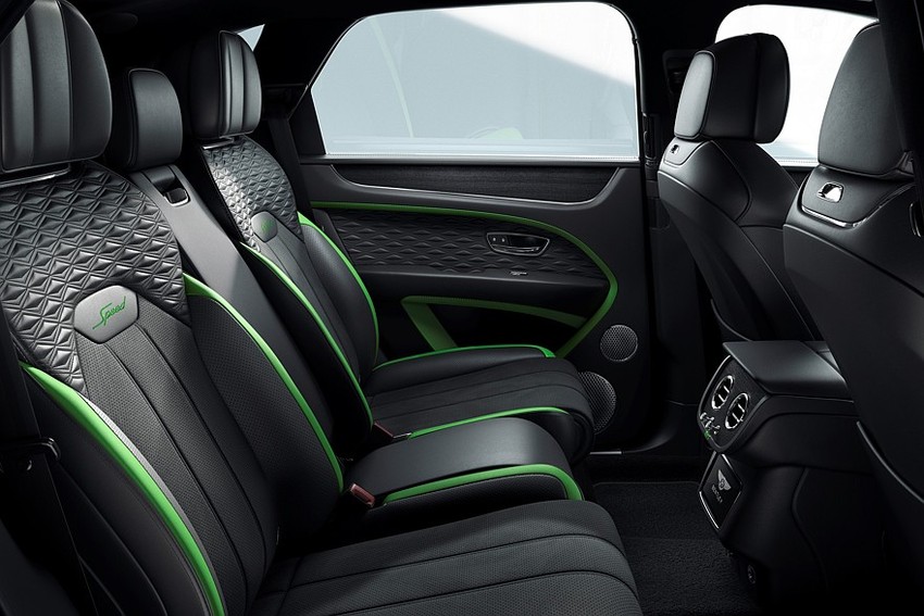 Кроссовер Bentley Bentayga Speed салон вид второй