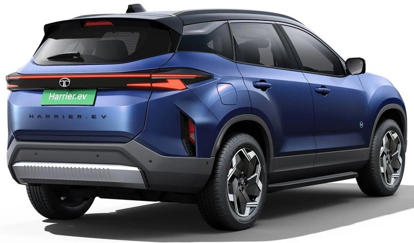Кроссовер Tata Harrier EV экстерьер вид первый