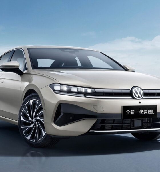 Cедан Volkswagen Sagitar L экстерьер вид второй