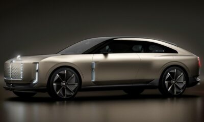 Концепт Bentley EXP 15 экстерьер вид третий