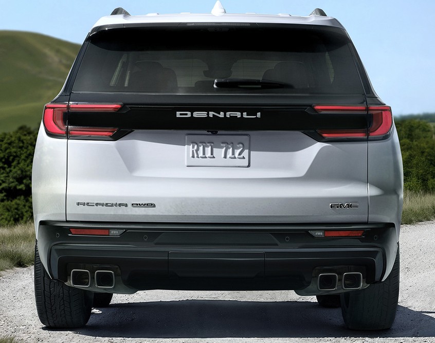 Кроссовер GMC Acadia Denali Ultimate экстерьер вид второй