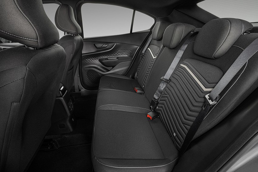 Кроссовер Fiat Fastback экстерьер вид второй