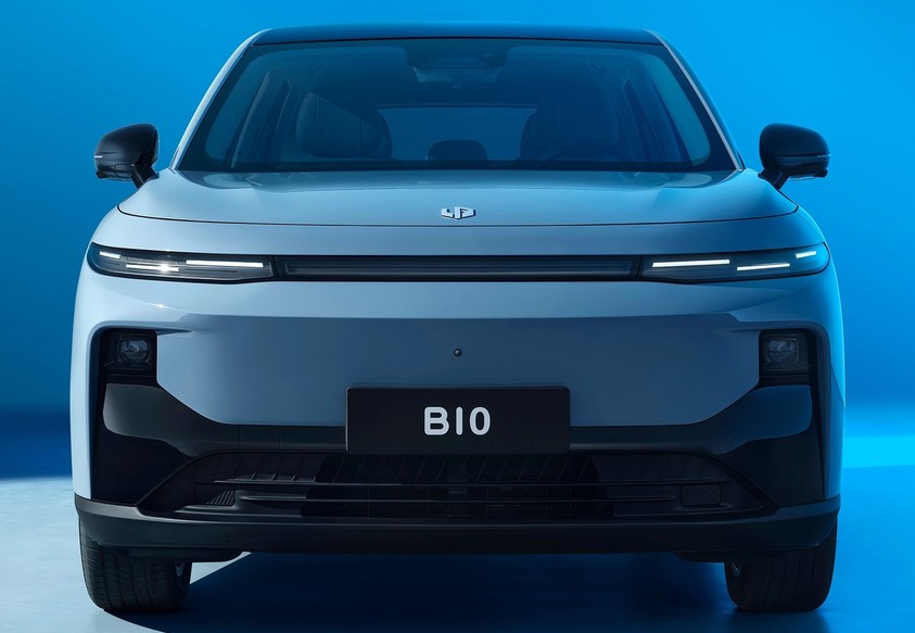 Кроссовер Leapmotor B10 экстерьер вид второй