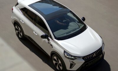 Кроссовер Mitsubishi Grandis экстерьер вид четвертый