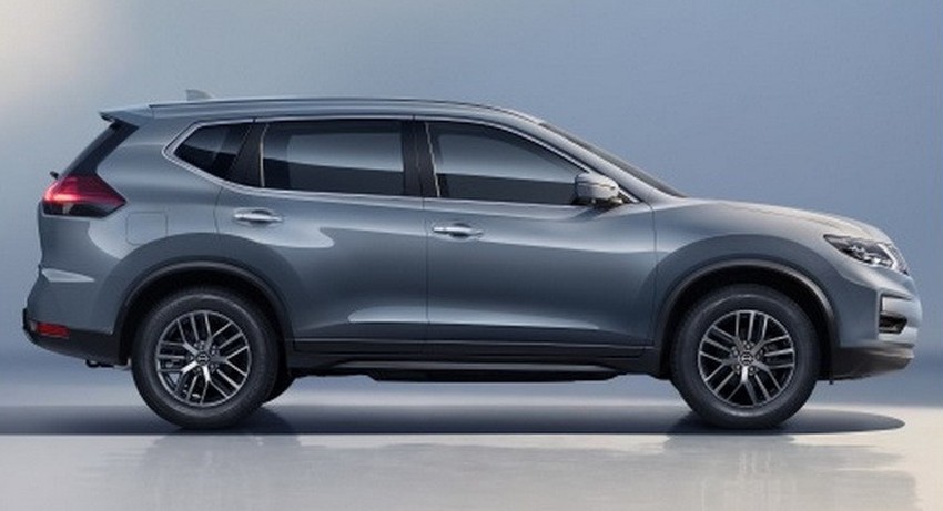 Кроссовер Nissan X-Trail Classic экстерьер вид первый