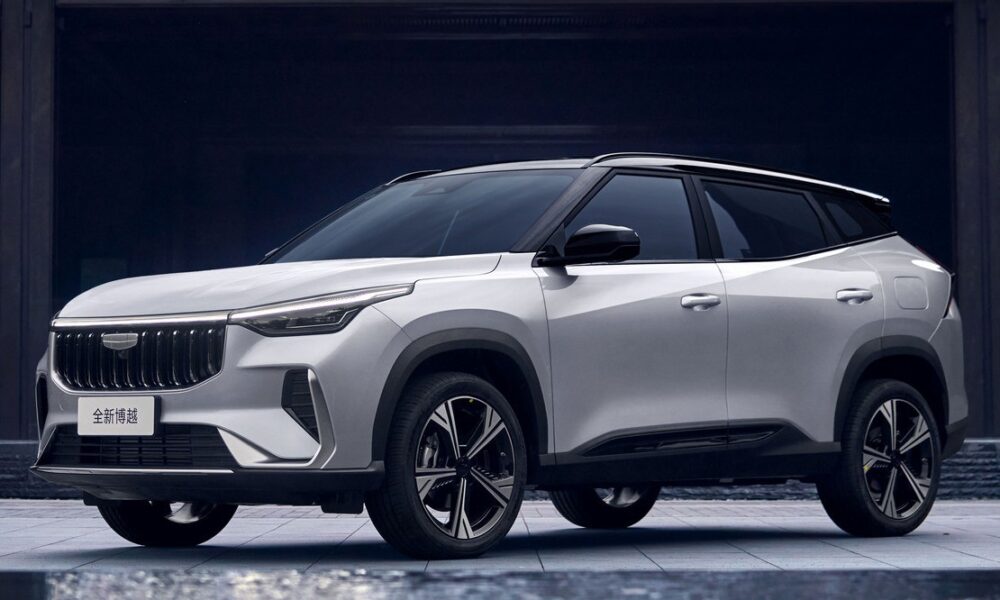 Кроссовер Geely Boyue экстерьер вид второй