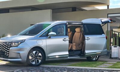 Минивэн JAC Traveler PHEV экстерьер вид третий