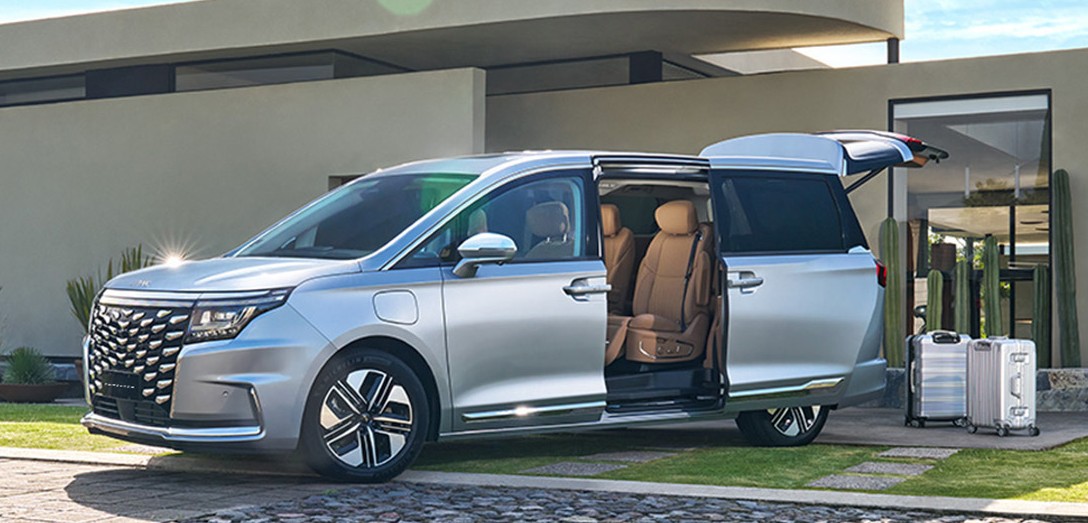 Минивэн JAC Traveler PHEV экстерьер вид третий