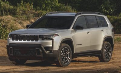 Кроссовер Jeep Cherokee экстерьер вид седьмой