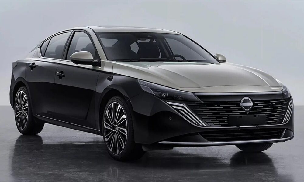 Cедан Nissan Teana экстерьер вид пятый
