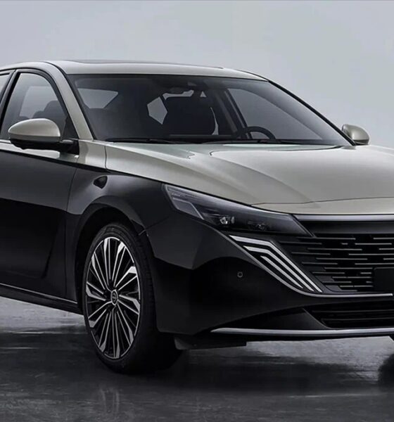 Cедан Nissan Teana экстерьер вид пятый