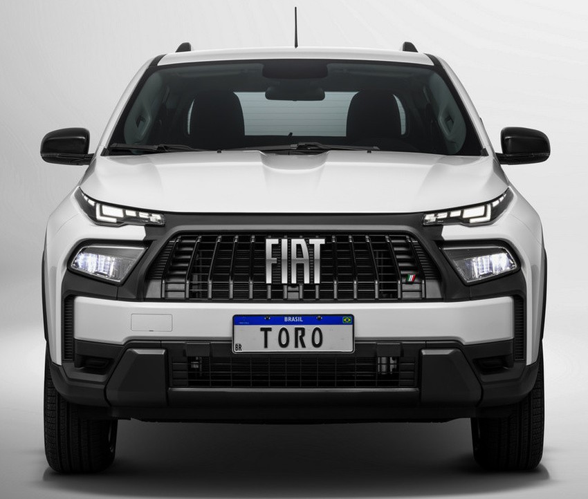 Пикап Fiat Toro экстерьер вид первый