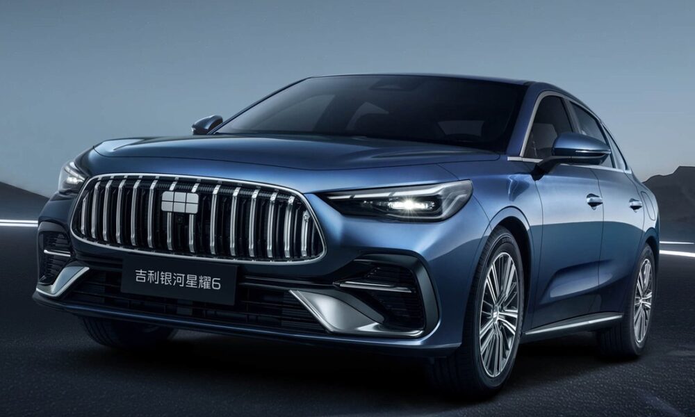 Cедан Geely Galaxy Starshine 6 экстерьер вид третий