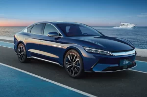 BYD за 2025 год планирует экспортировать миллион электромобилей