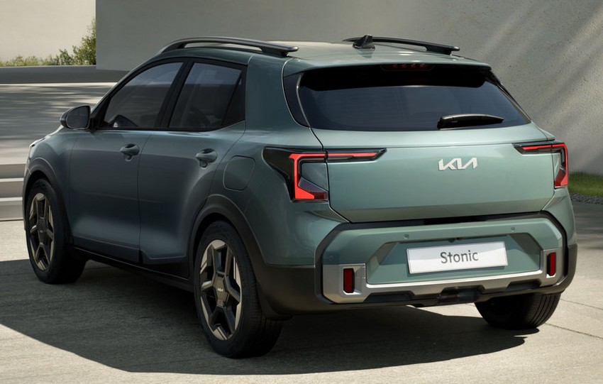 Кроссовер Kia Stonic экстерьер вид второй
