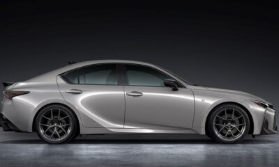 Седан Lexus IS экстерьер вид шестой