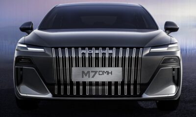 Седан Roewe M7 экстерьер вид третий