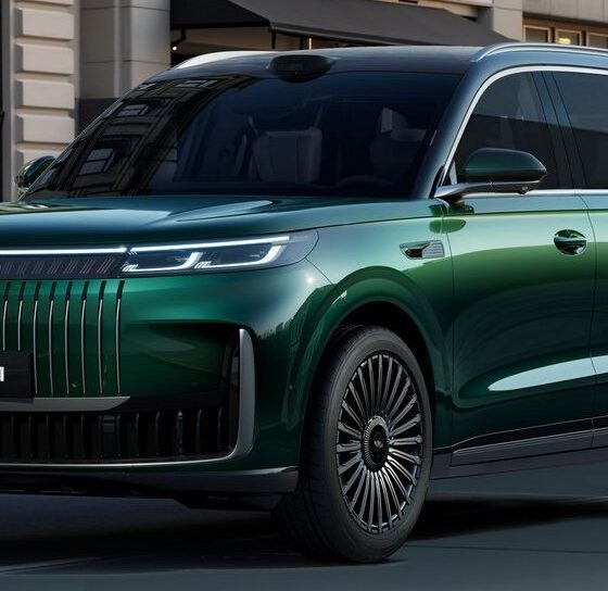 Кроссовер Chery Fulwin T11 вид четвертый