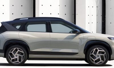 Кроссовер Hyundai EO экстерьер вид третий