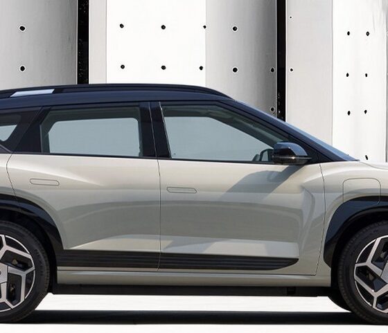 Кроссовер Hyundai EO экстерьер вид третий
