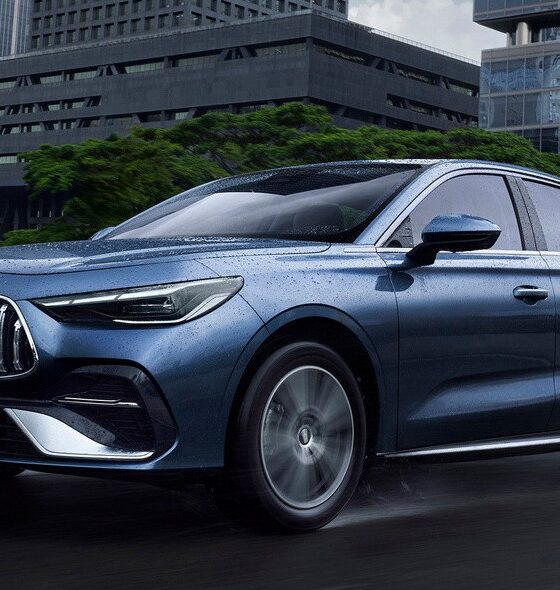 Новый седан Geely Galaxy Starshine 6 экстерьер вид третий