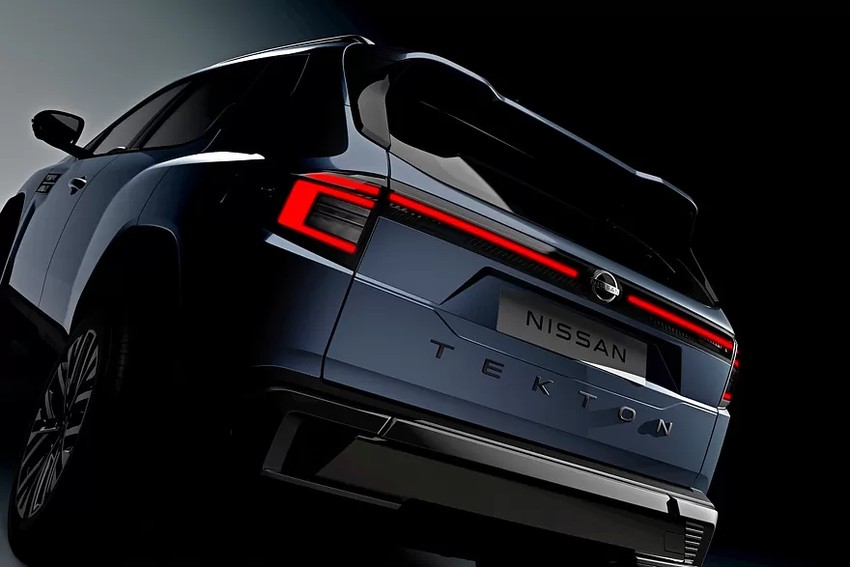Кроссовер Nissan Tekton экстерьер вид второй