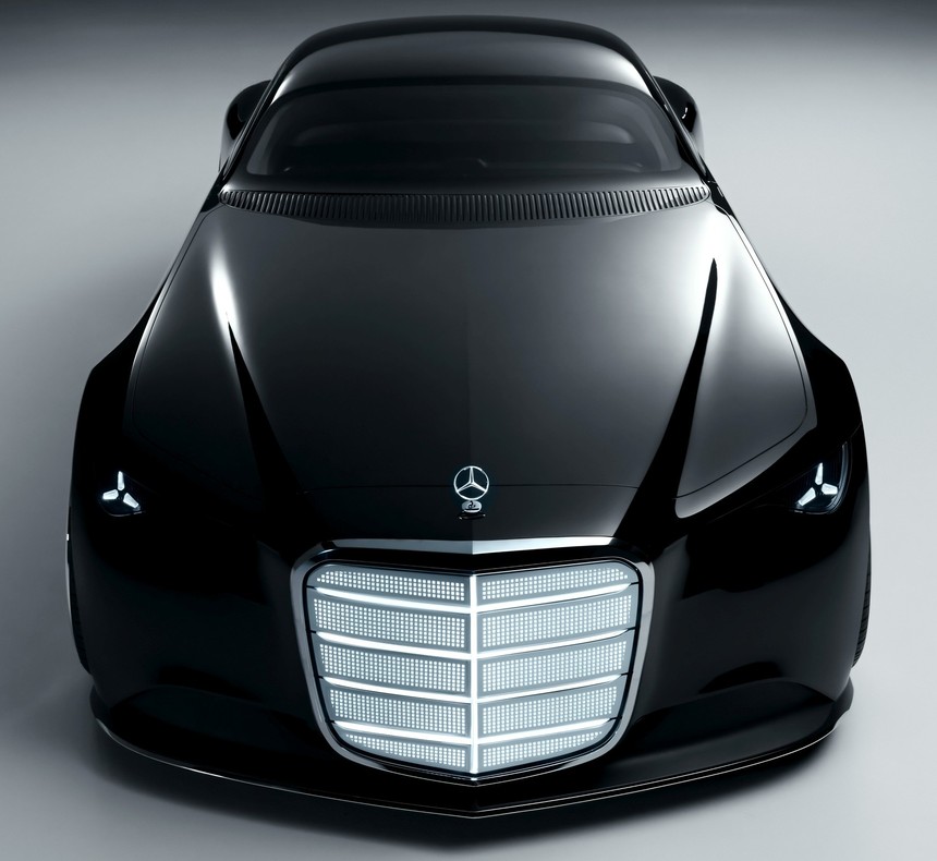 Концепт Mercedes-Benz Vision Iconic экстерьер вид третий